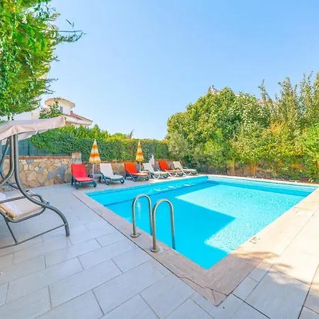 Villa Pine 8, In Hisaroenue, Turkey